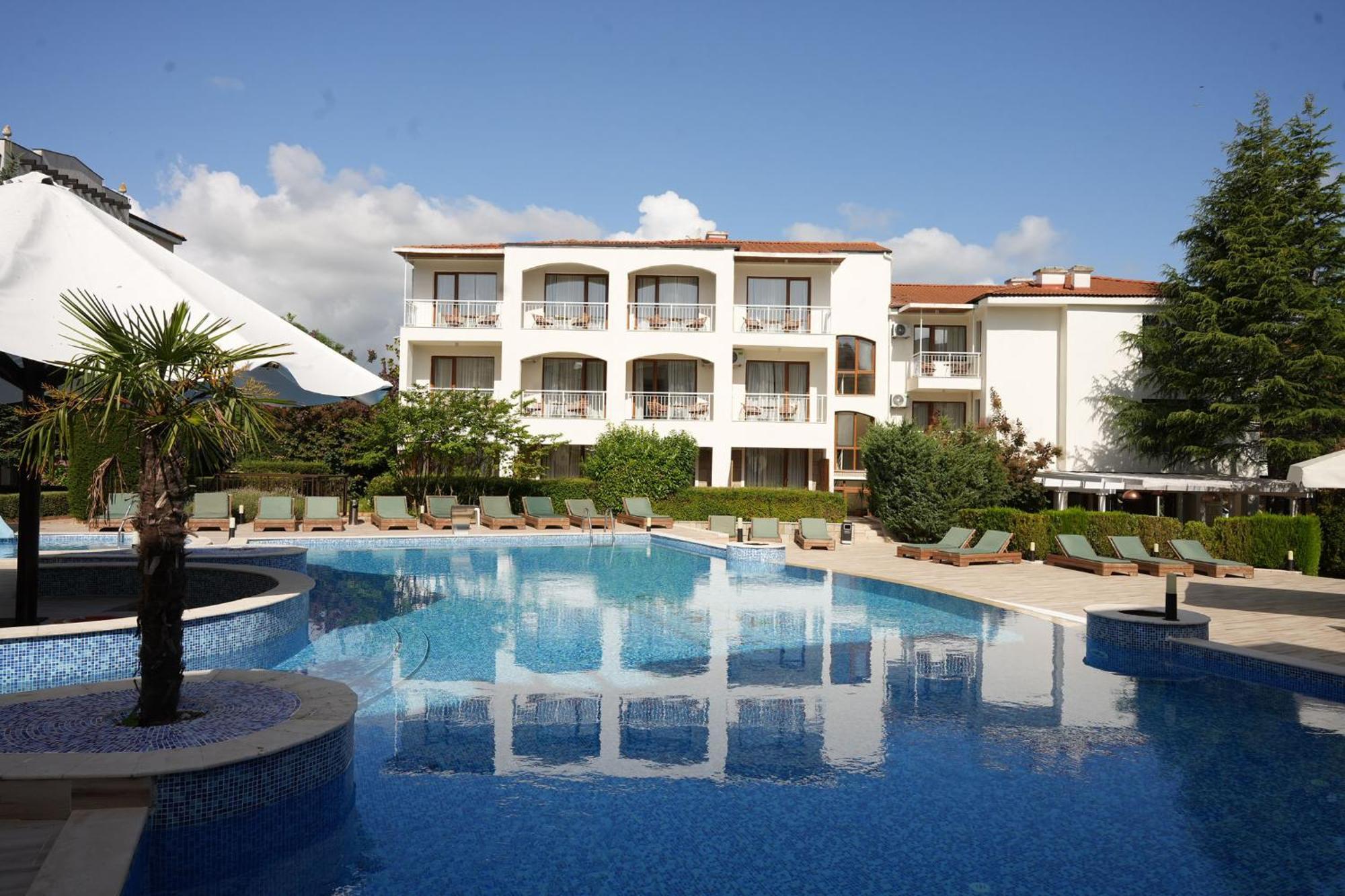 סוזופול Paradise Bay Hotel מראה חיצוני תמונה