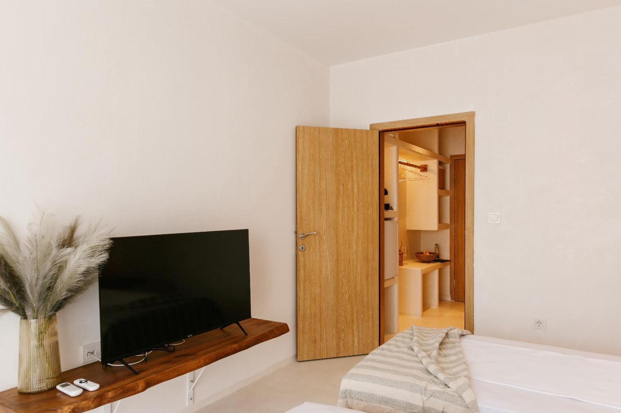 סוזופול Paradise Bay Hotel מראה חיצוני תמונה